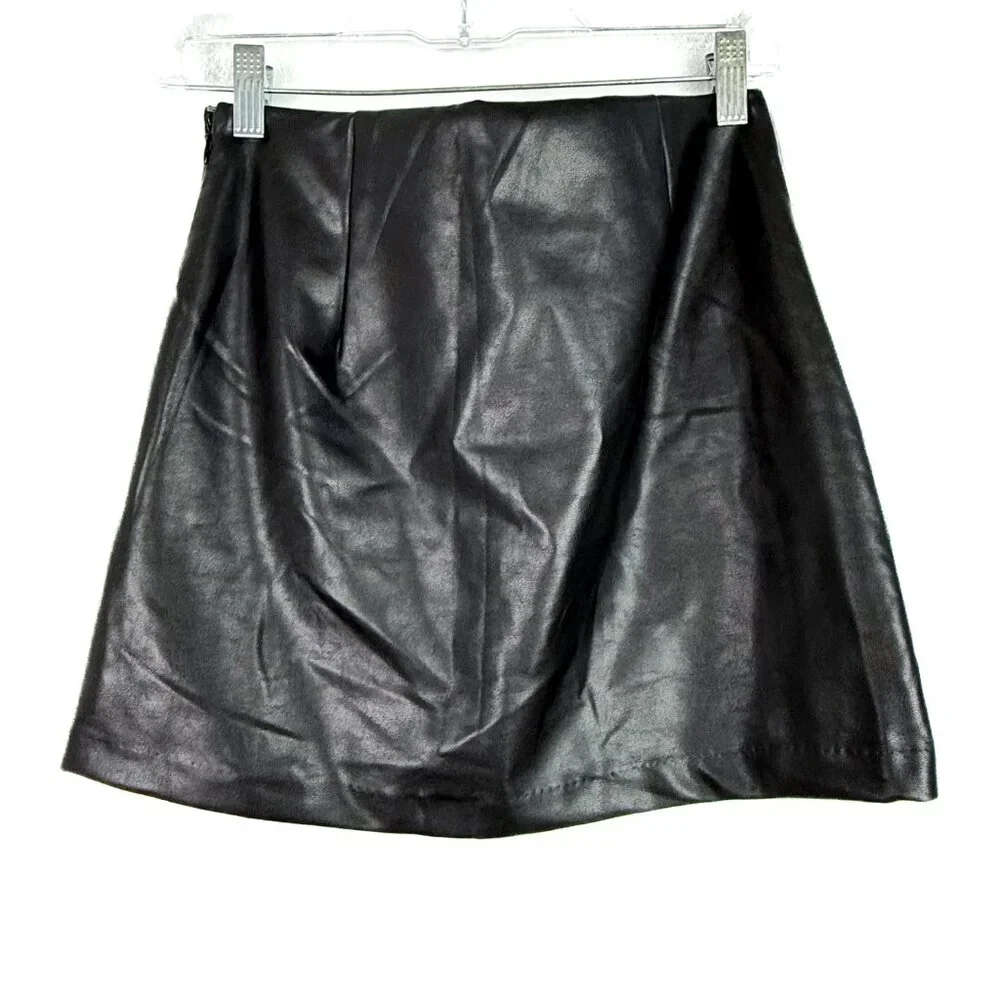 Abercrombie & Fitch Vegan Leather Mini Skort Skirt Black Size Small S EUC - Picture 7 of 12